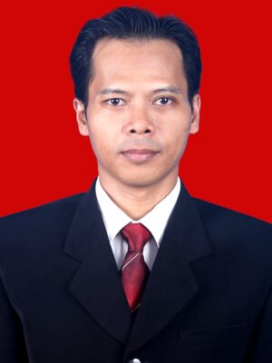 DEKAN FAKULTAS SYARIAH INSTITUT AGAMA ISLAM RIYADLOTUL MUJAHIDIN NGABAR