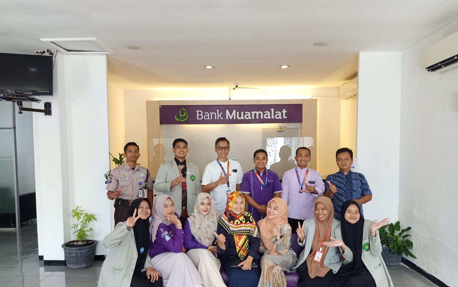 PRAKTIK KERJA MUAMALAH FAKULTAS SYARI'AH PRODI HES 2022 PRAKTIK KERJA MUAMALAH FAKULTAS SYARI'AH PRODI HES 2022