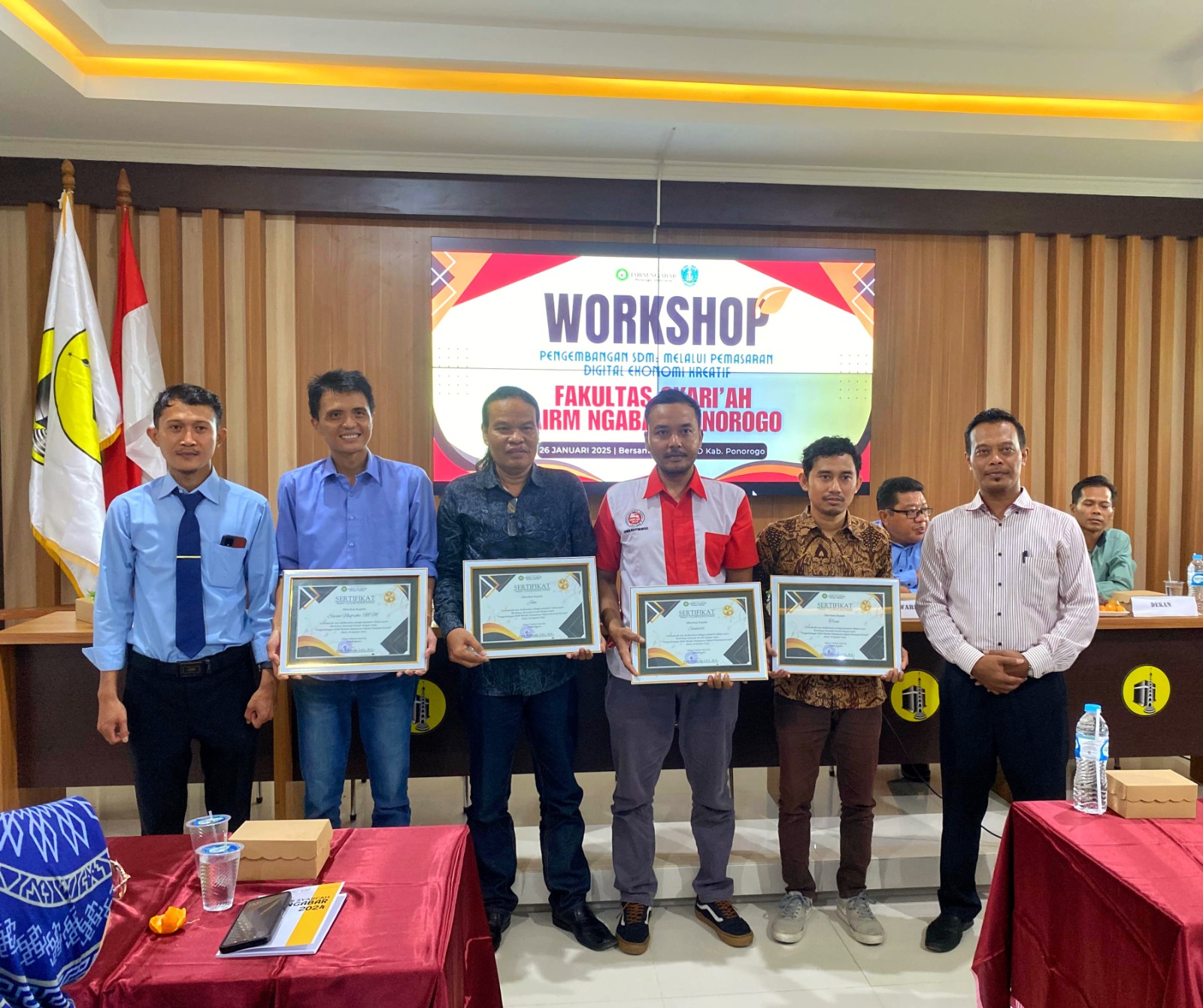 WORKSHOP EKONOMI KREATIF DENGAN SELURUH PEMDES KABUPATEN PONOROGO YANG DIADAKAN OLEH FAKULTAS SYARIAH IAIRM NGABAR WORKSHOP EKONOMI KREATIF DENGAN SELURUH PEMDES KABUPATEN PONOROGO YANG DIADAKAN OLEH FAKULTAS SYARIAH IAIRM NGABAR